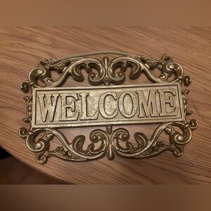 Gold Welcome Sign (NEW)